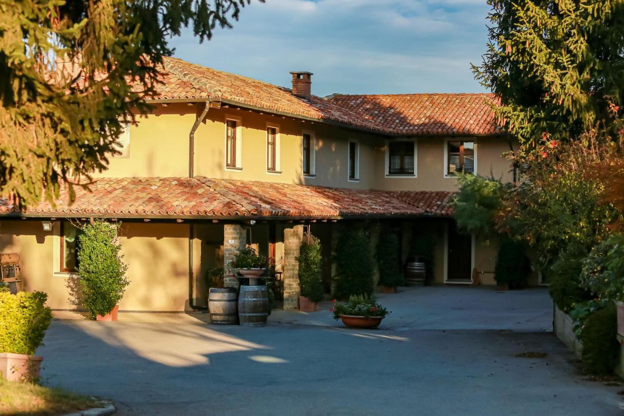 Cadgal - Tenuta Valdivilla Santo Stefano Belbo Extérieur photo