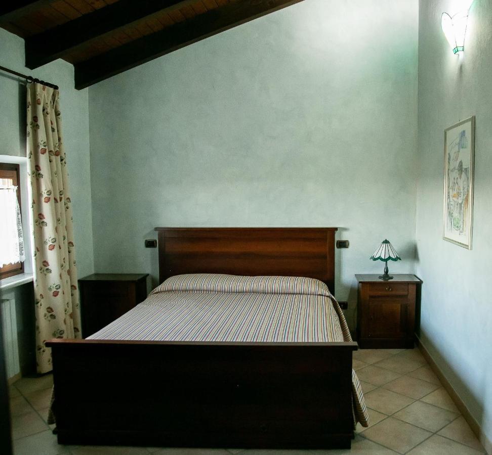 Cadgal - Tenuta Valdivilla Santo Stefano Belbo Extérieur photo