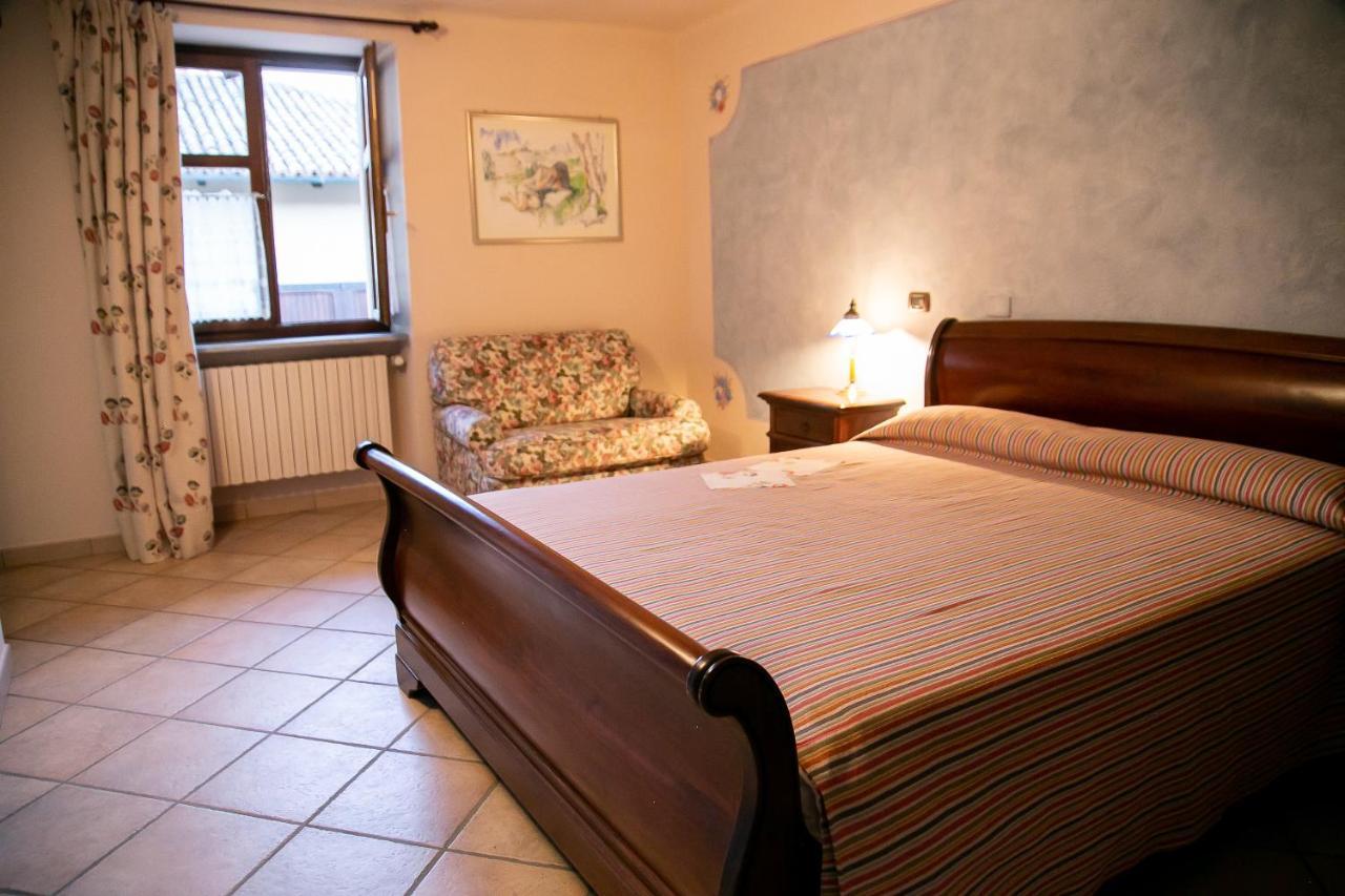 Cadgal - Tenuta Valdivilla Santo Stefano Belbo Extérieur photo