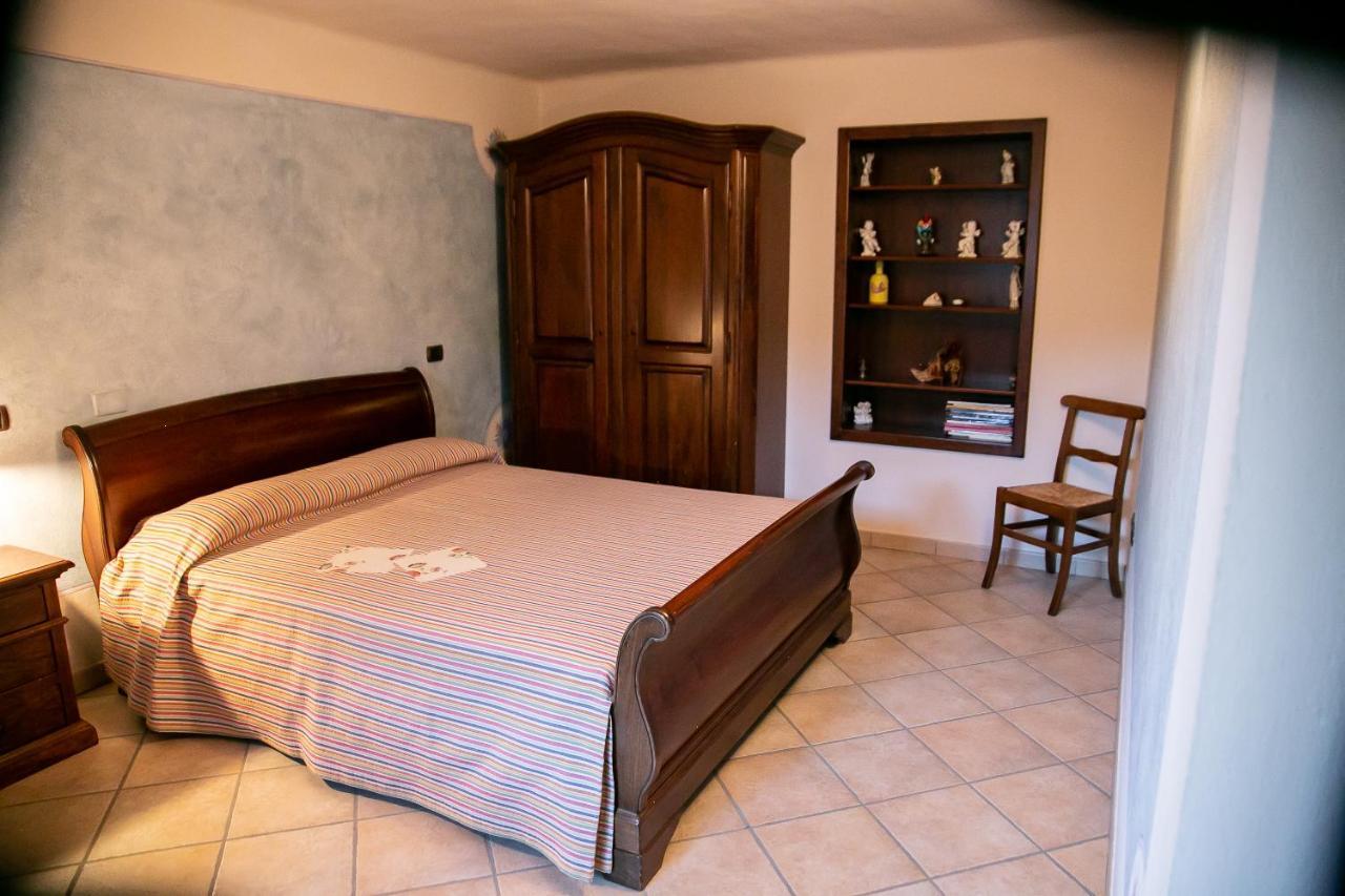 Cadgal - Tenuta Valdivilla Santo Stefano Belbo Extérieur photo