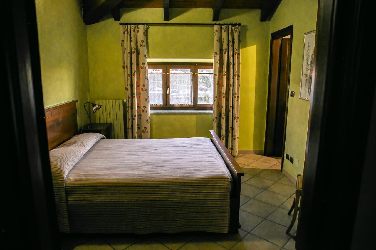 Cadgal - Tenuta Valdivilla Santo Stefano Belbo Extérieur photo